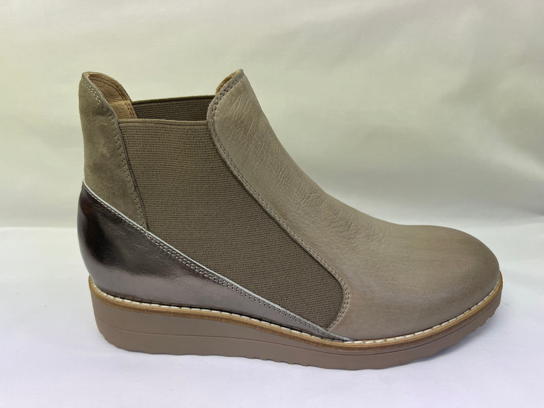 OSIEL-TO - SMOKE/PEWTER