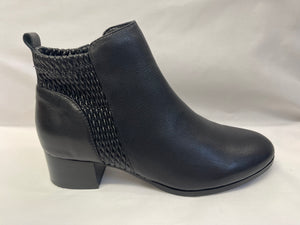 BRIGHTON - BLACK